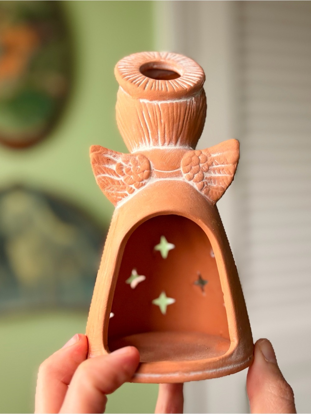 Handcrafted Tealight Praying Angel Accent in Terracotta Vintage - Picture 4 of 7